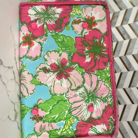 Lilly Pulitzer Insulated Cooler Bag Big Flirt Colorful Tote Long Strap/ handles - Picture 15 of 16